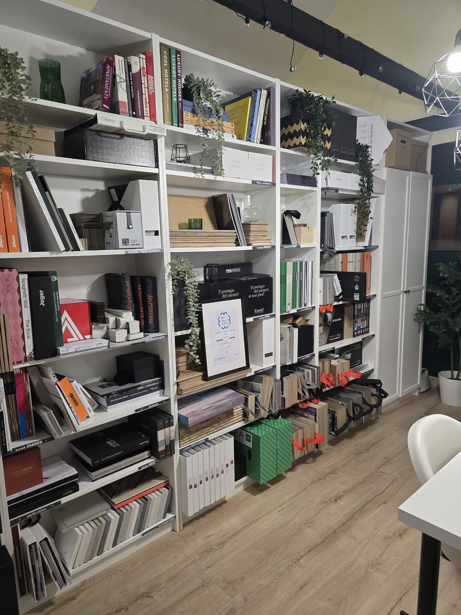 WhatsApp Image 2025-10-17 at 14.53.44 (1)