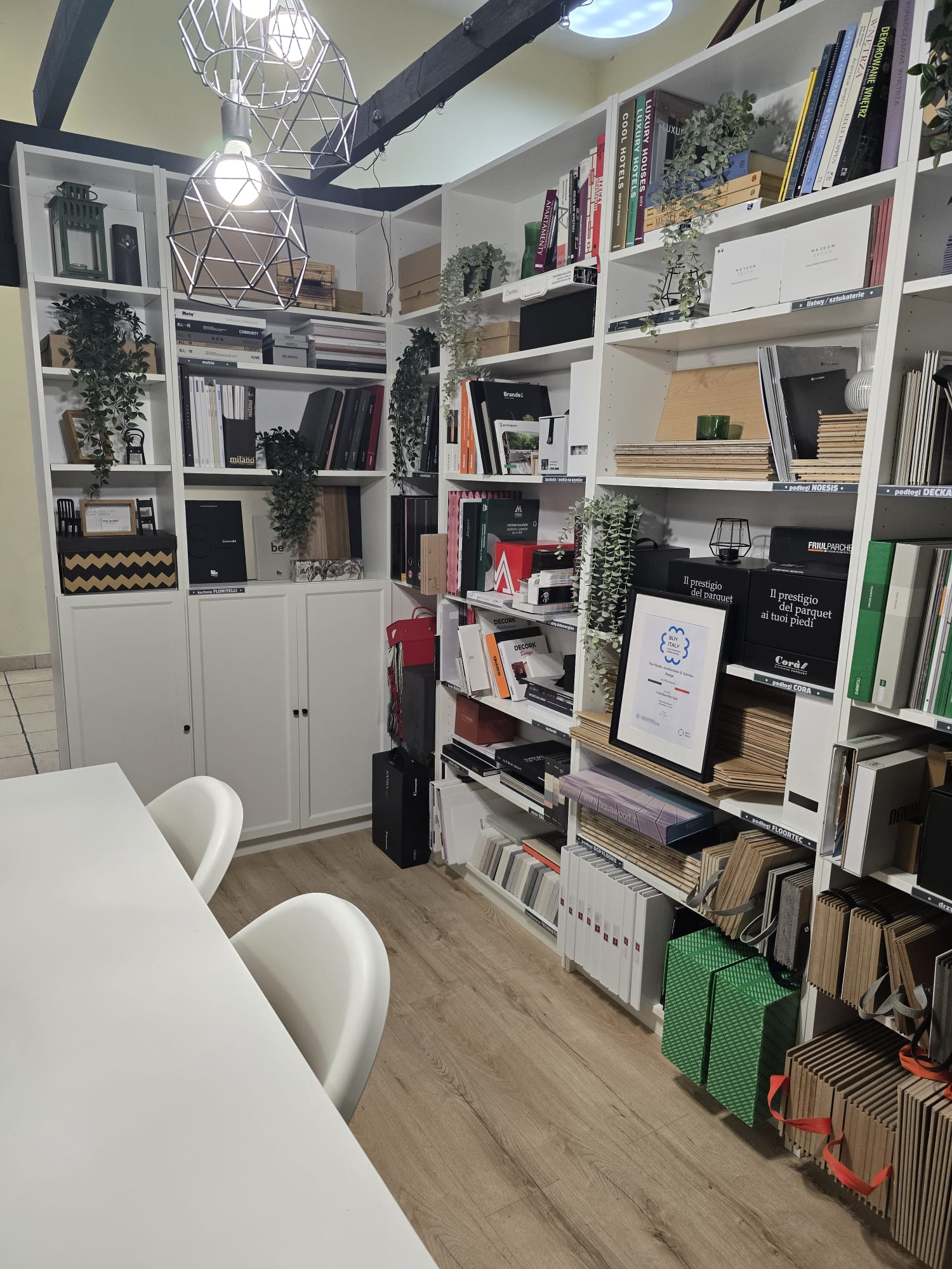 WhatsApp Image 2025-10-17 at 14.53.44 (3)